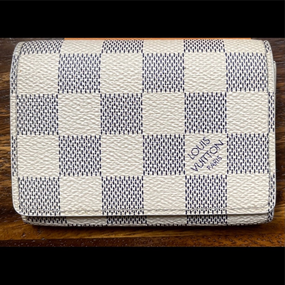 LV card case